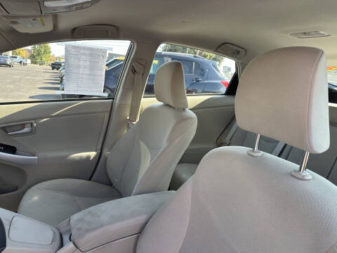 2010 Toyota Prius II