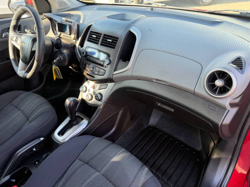 2015 Chevrolet Sonic LT Auto