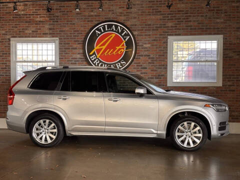 2016 Volvo XC90 T6 Momentum