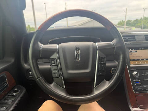 2016 Lincoln Navigator Select