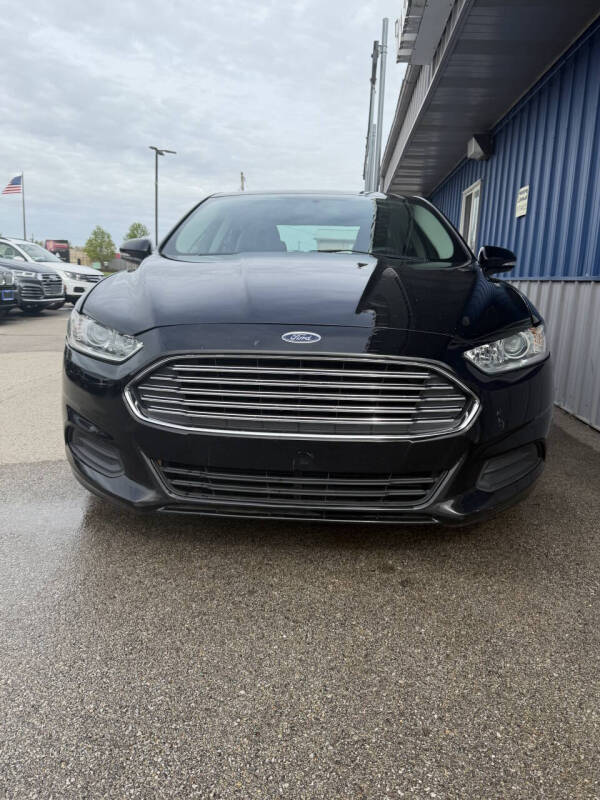 2016 Ford Fusion SE