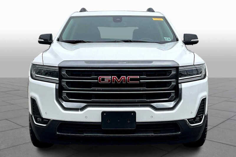 2022 GMC Acadia AT4
