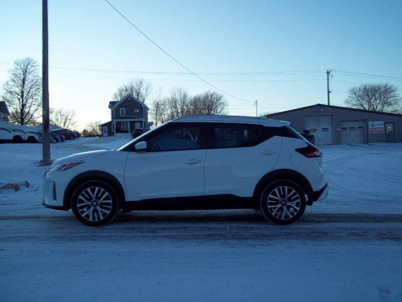 2021 Nissan Kicks SV