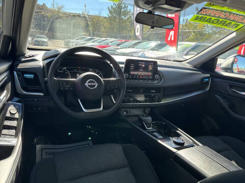 2024 Nissan Rogue SV