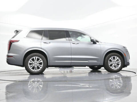 2025 Cadillac XT6 Luxury
