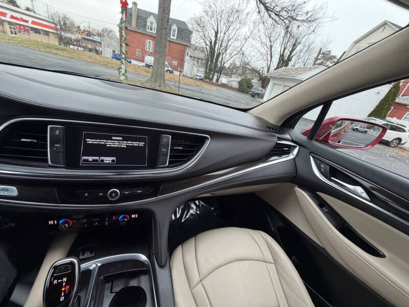 2019 Buick Enclave Essence