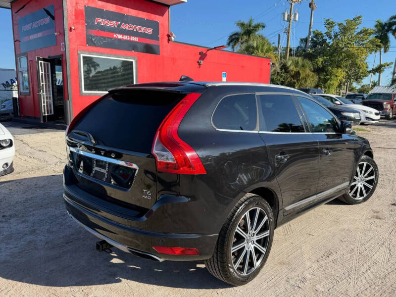 2016 Volvo XC60 T6 Drive-E Platinum