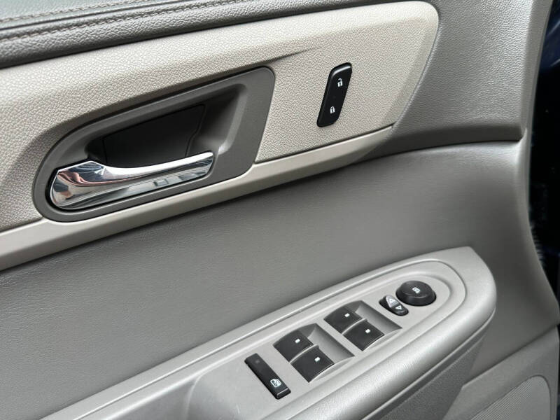 2016 Chevrolet Traverse LS