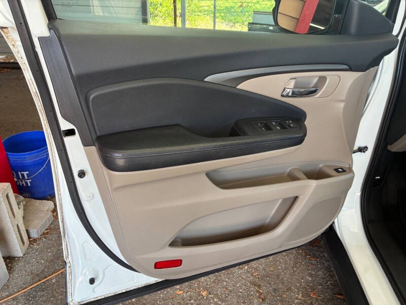 2017 Honda Pilot EX