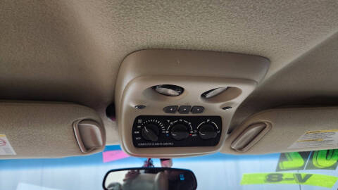 2002 GMC Yukon XL Denali