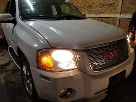 2006 GMC Envoy for sale at WEST END AUTO INC in Chicago IL