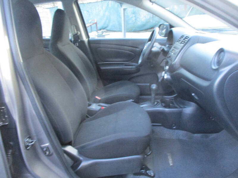 2014 Nissan Versa 1.6 S Plus