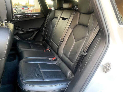 2015 Porsche Macan S