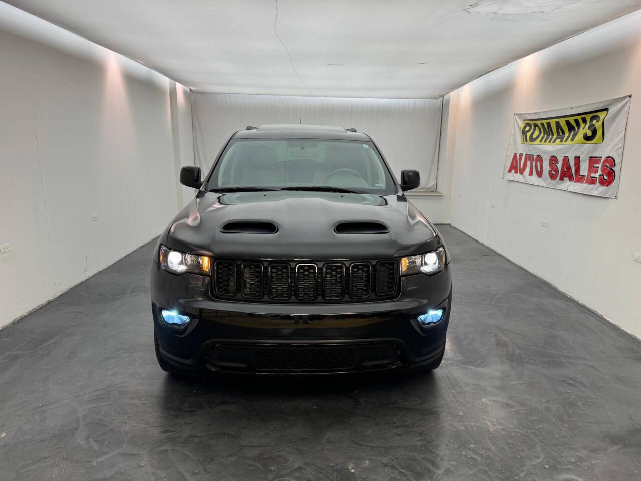 Black 2013 Jeep Grand Cherokee Laredo X 4x4 Laredo X 4dr SUV 1