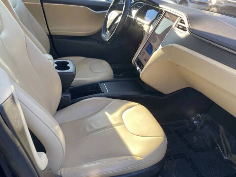 2014 Tesla Model S