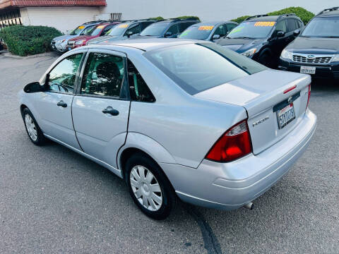 2006 Ford Focus ZX4 S