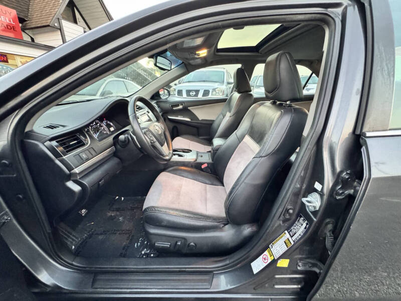 2012 Toyota Camry SE V6