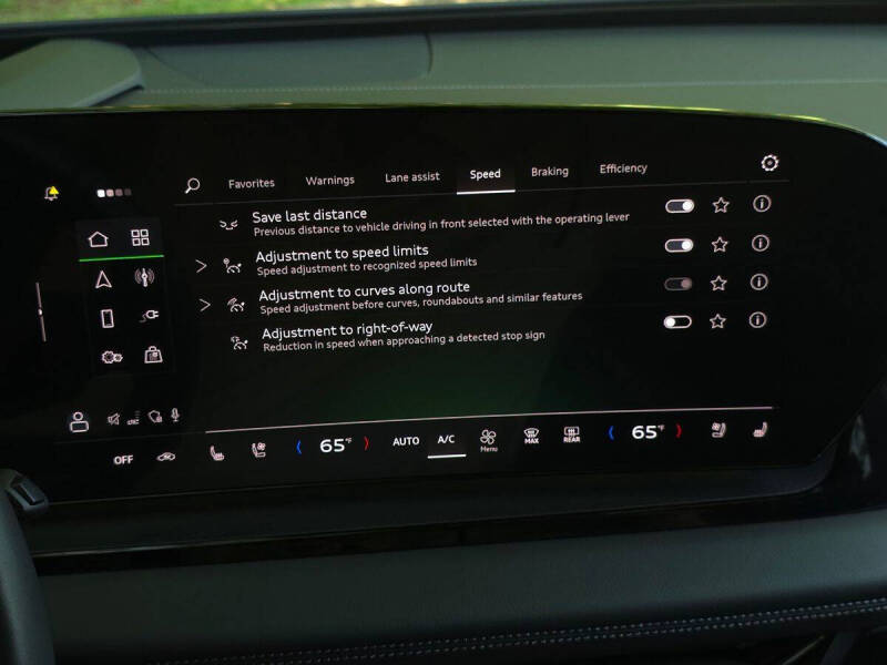 2025 Audi Q6 e-tron quattro Premium Plus