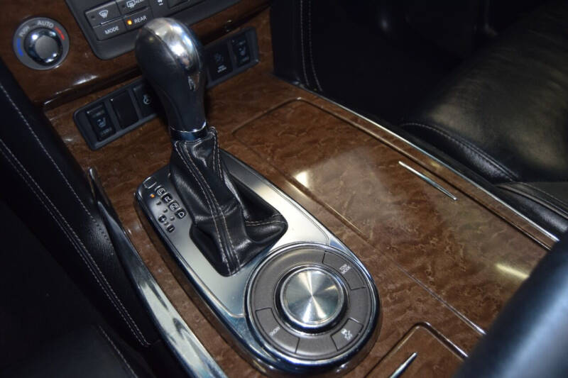 2017 Infiniti QX80 Signature Edition