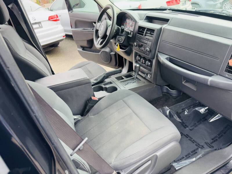 2011 Jeep Liberty Sport