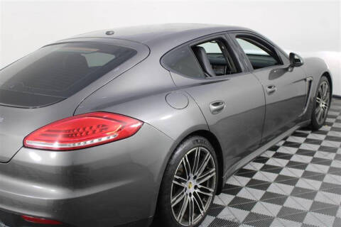 2015 Porsche Panamera