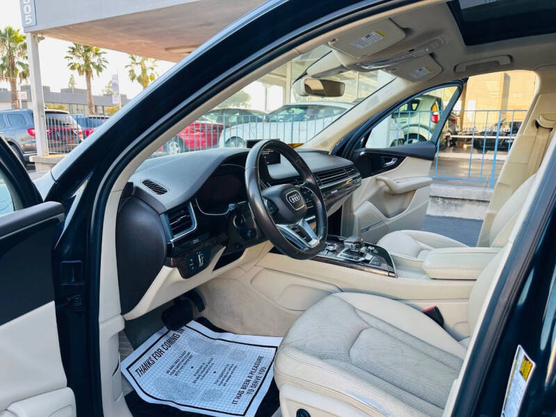 2017 Audi Q7 3.0T quattro Premium Plus