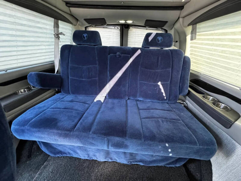 2025 Chevrolet Express 2500
