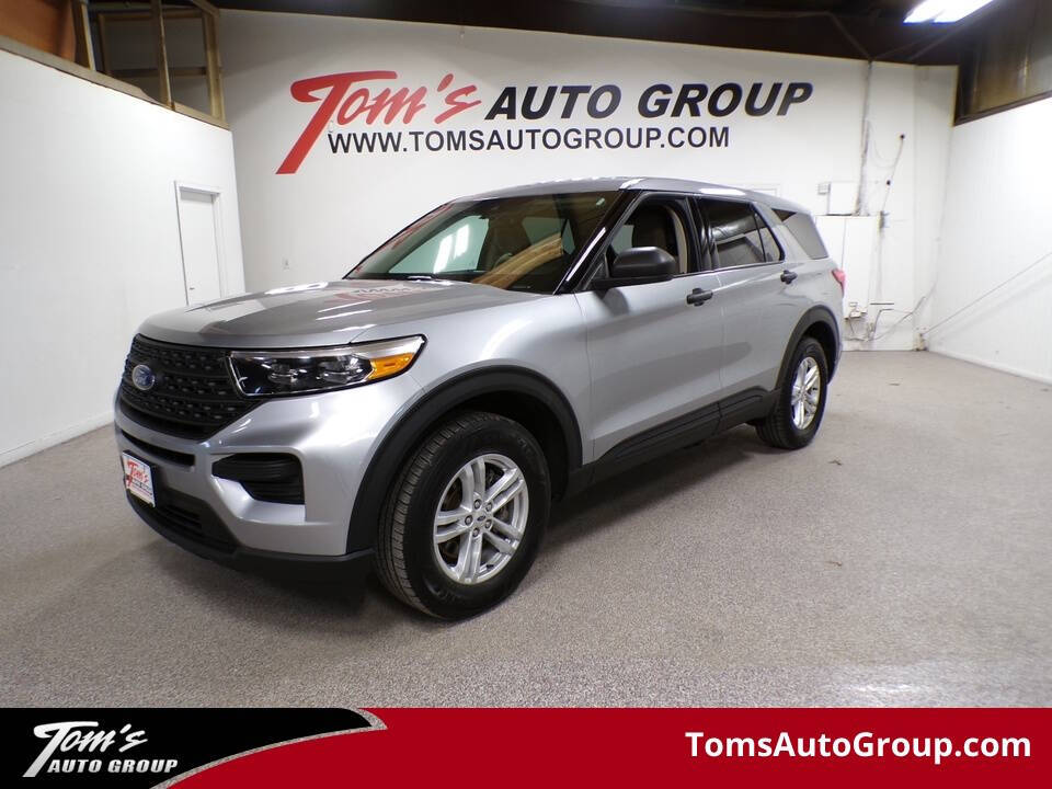 Silver 2023 Ford Explorer Base AWD Base 4dr SUV 1