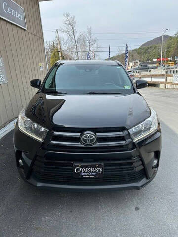 2018 Toyota Highlander SE