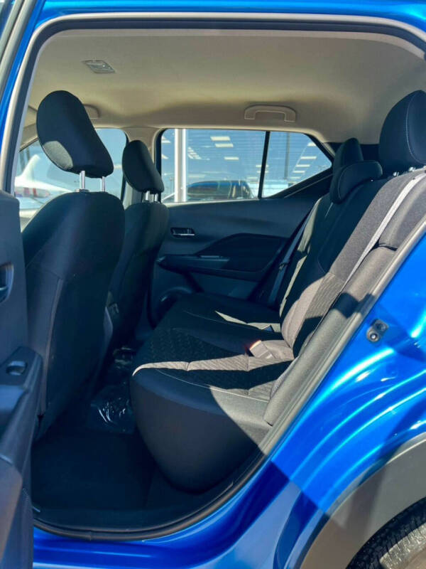 2024 Nissan Kicks SV