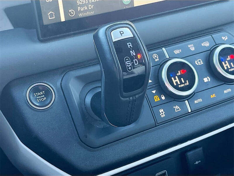 2023 Land Rover Defender 130 SE