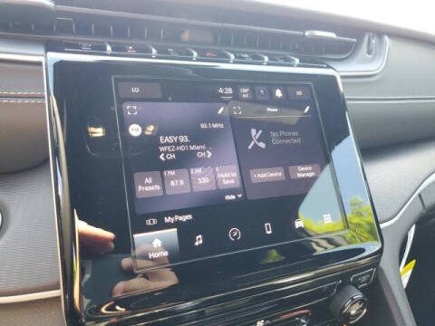 2024 Jeep Grand Cherokee Laredo X