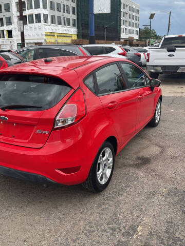 2015 Ford Fiesta SE