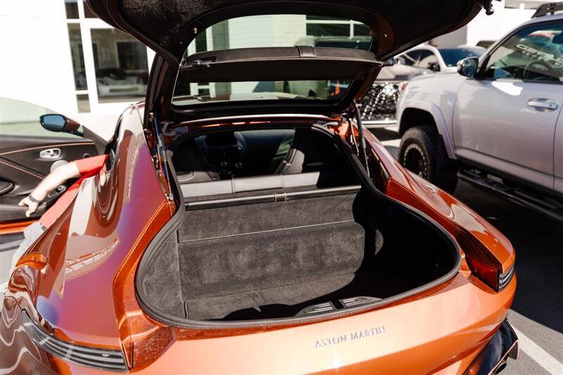 2020 Aston Martin Vantage