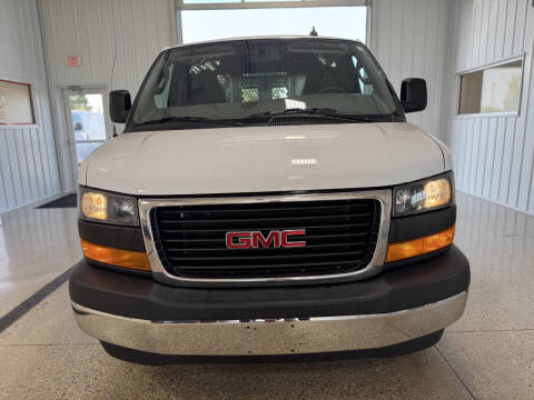 2023 GMC Savana 2500