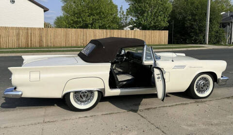 1957 Ford Thunderbird