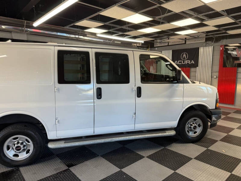 2023 GMC Savana 2500