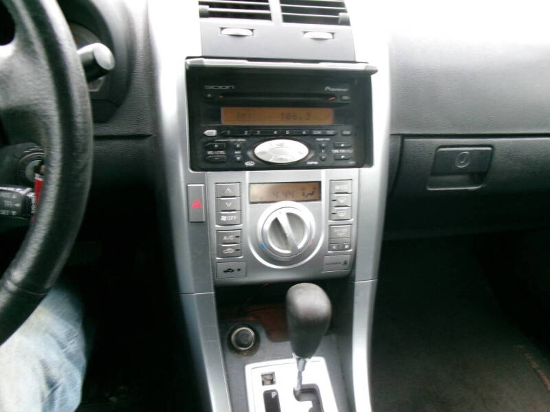2005 Scion tC