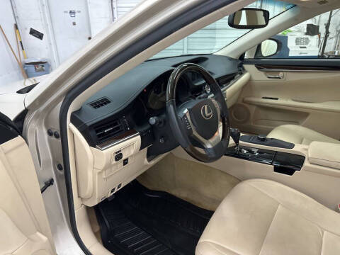 2013 Lexus ES 350