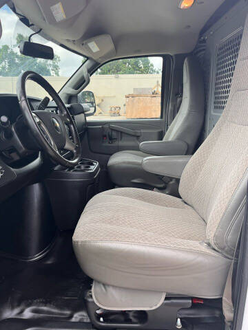 2019 Chevrolet Express 2500