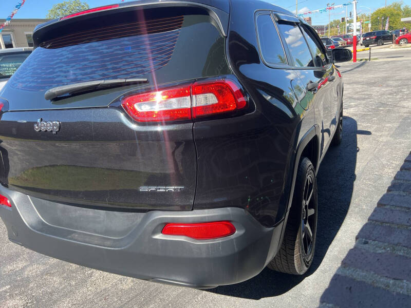 2014 Jeep Cherokee Sport