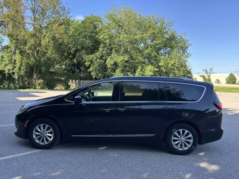2018 Chrysler Pacifica Touring L Plus