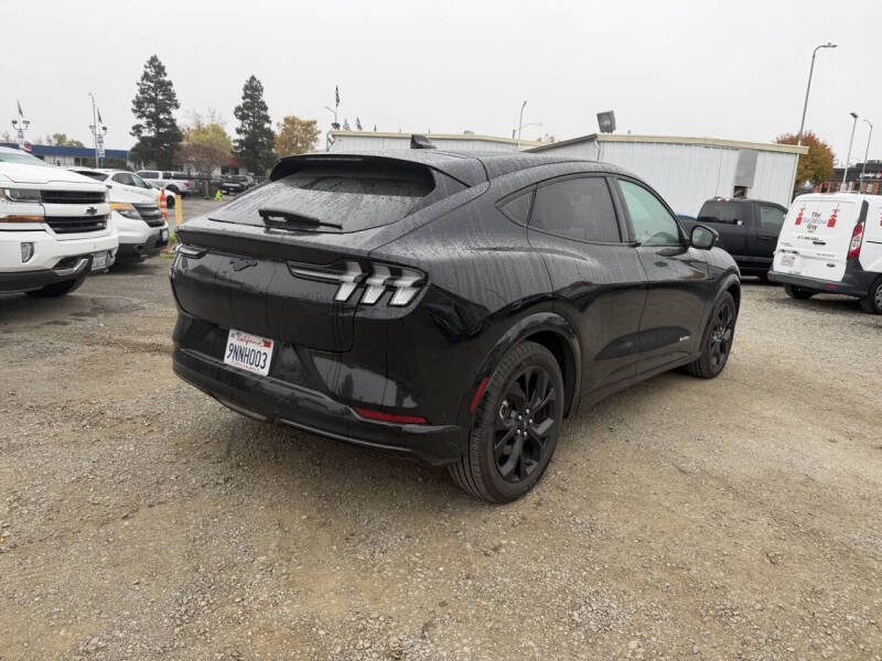 2023 Ford Mustang Mach-E Premium