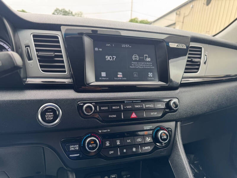 2017 Kia Niro EX
