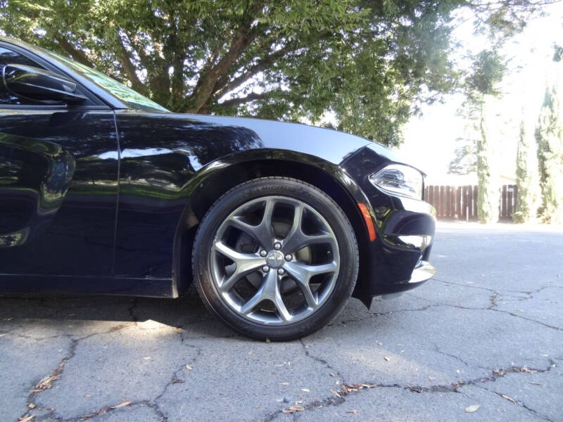 2015 Dodge Charger SXT