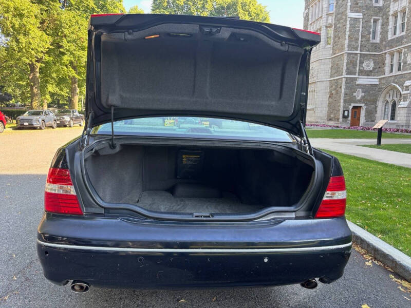 2004 Lexus LS 430
