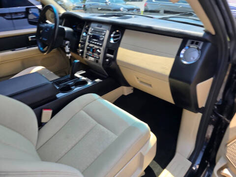 2016 Ford Expedition XL Fleet