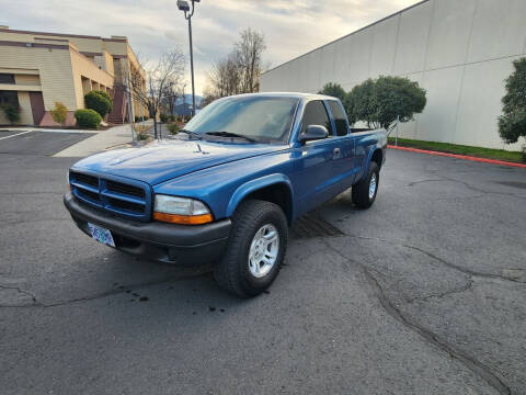 2003 Dodge Dakota for sale at Whips Auto Sales in Medford OR