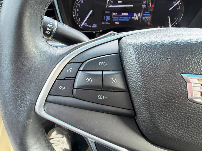 2017 Cadillac XT5