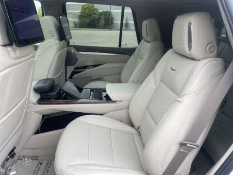 2025 Cadillac Escalade Sport Platinum